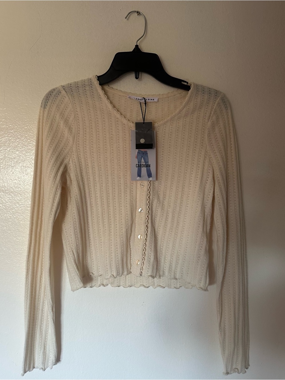 Celebrity Pink Cream Scalloped-Edge Ribbed Cardigan